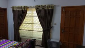 Curtains and Binds