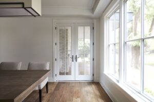 Buil-in-blinds for sliding doors